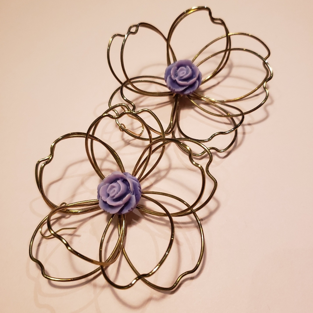 Flower earrings